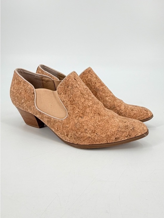 Anthropologie Shoes - Anthropologie Farylrobin Chelsea Cork Boots Booties 7.5